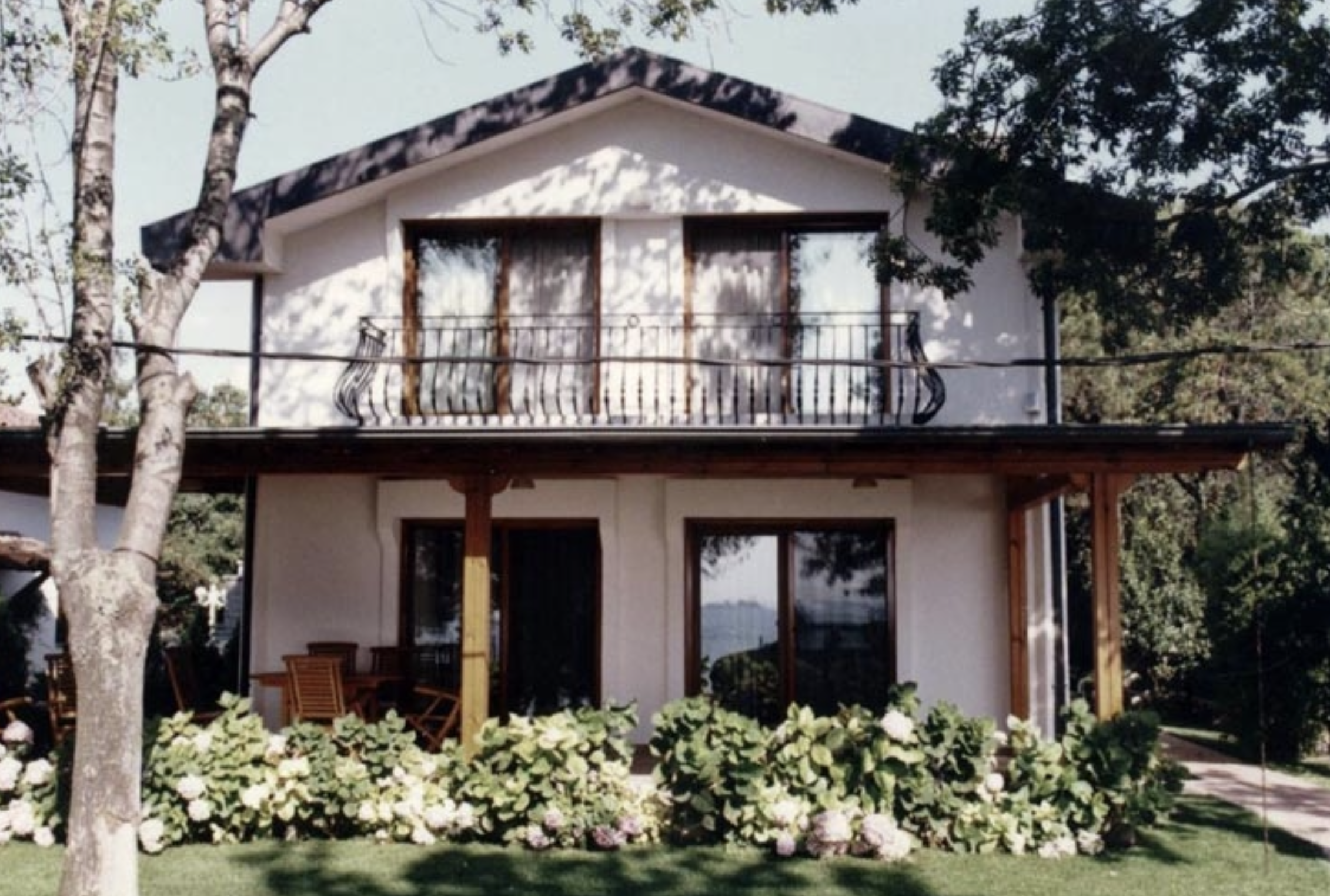 Triplex Villa, Tuzla