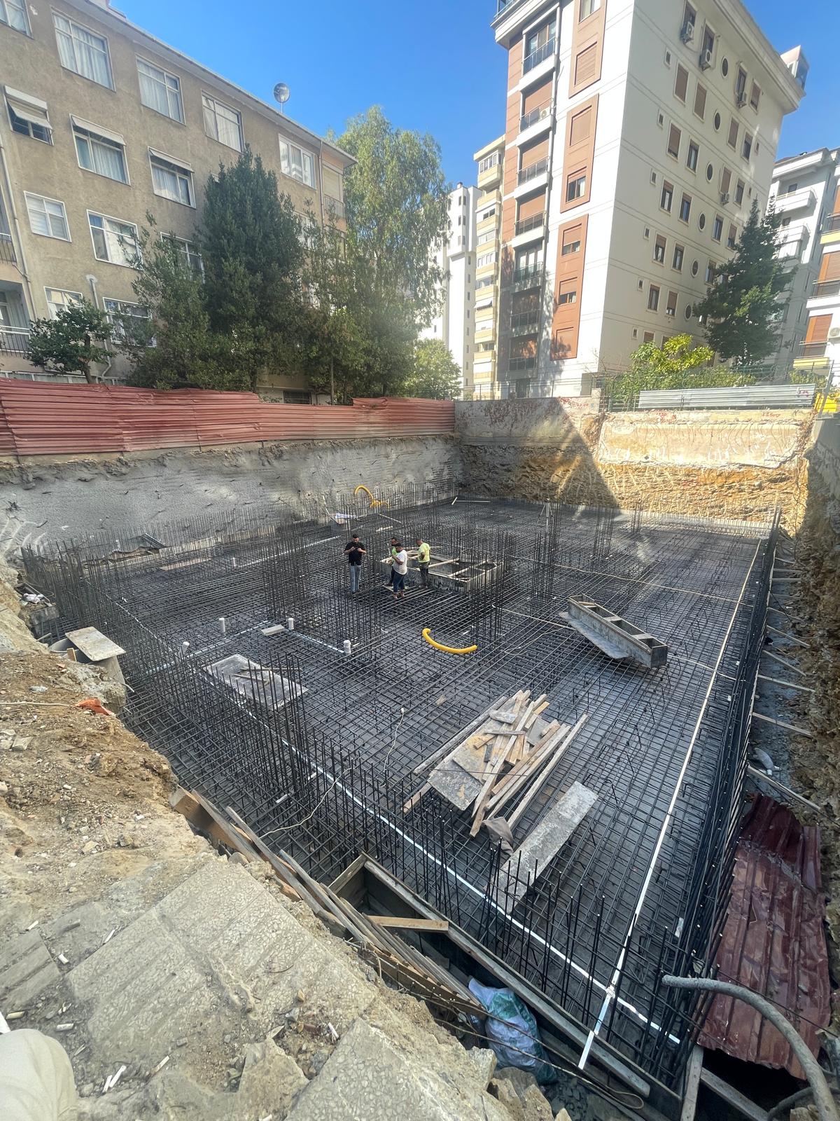 Lalezar Apartmanı Temel İnşaatı